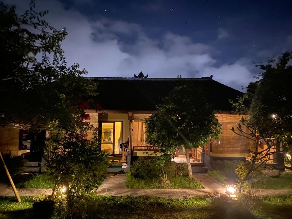 Pomelo Guest House Убуд Екстер'єр фото